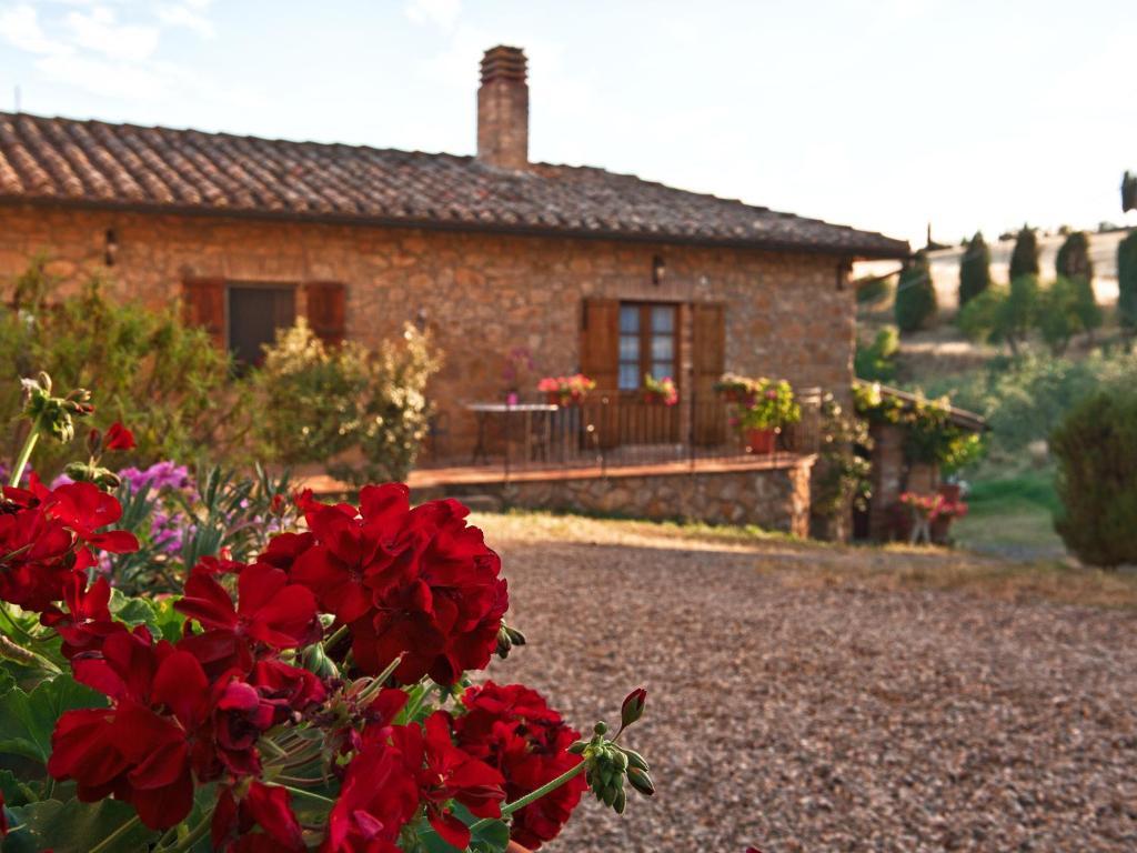 Agriturismo La Buca Di Bellugi San Quirico d'Orcia Exterior photo